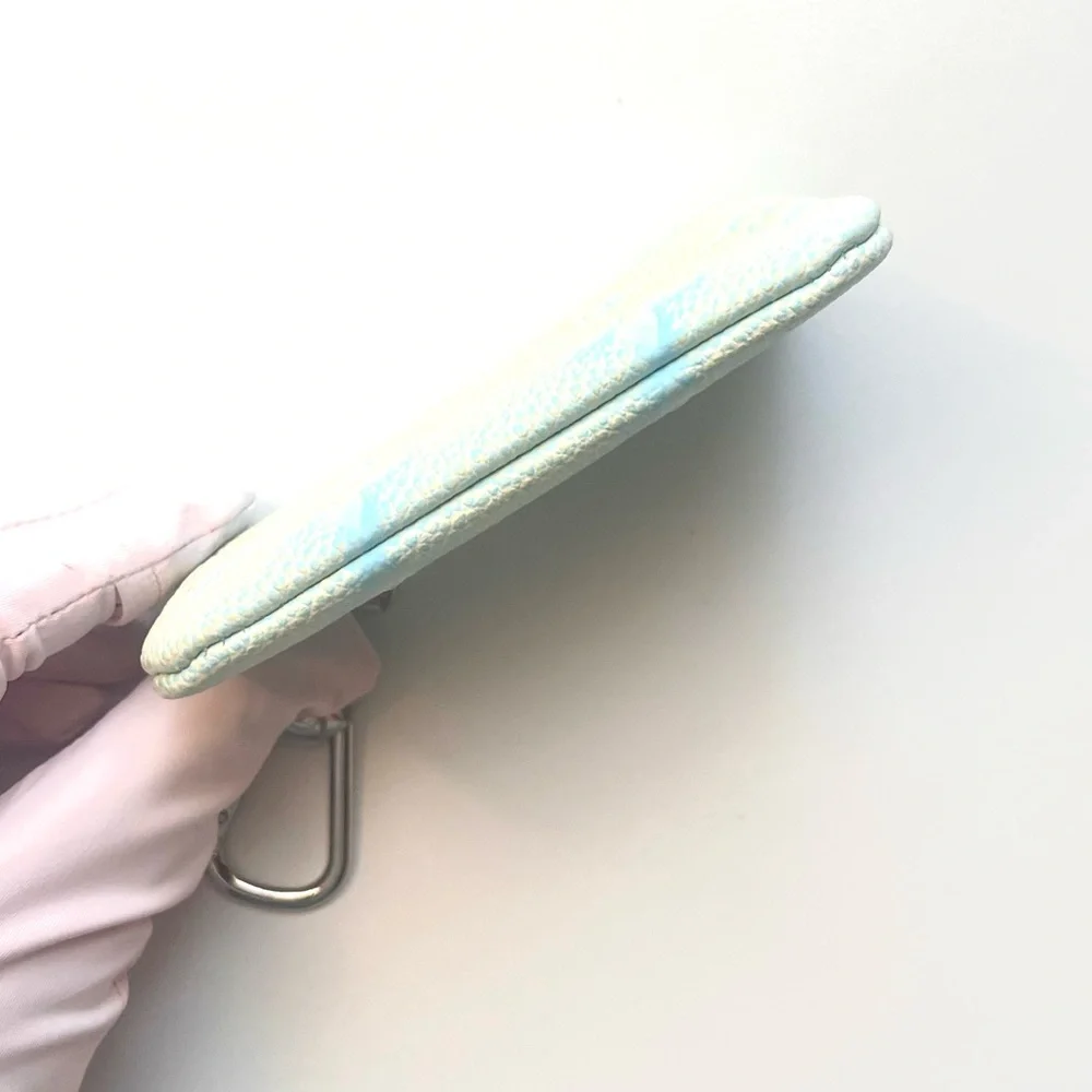 🔥 LOUIS VUITTON Light Green with yellow Monogram key  pouch/holder